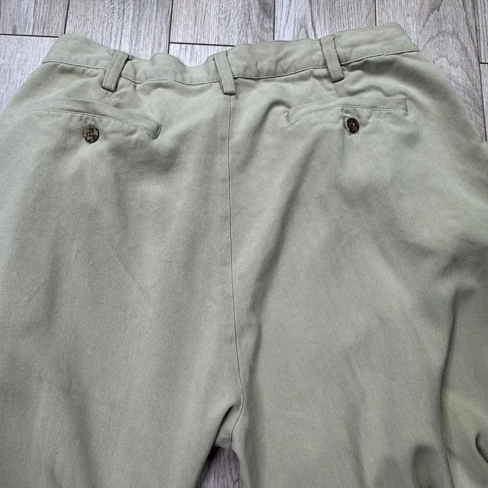 Tommy Bahama Pants Mens Size 35 Waist Beige 100%‎ Silk Pleated Front Casual Soft